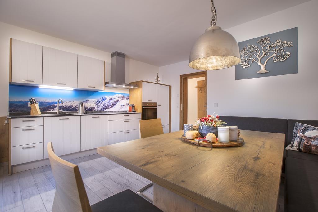 Appartement Nanske Капрун Екстериор снимка
